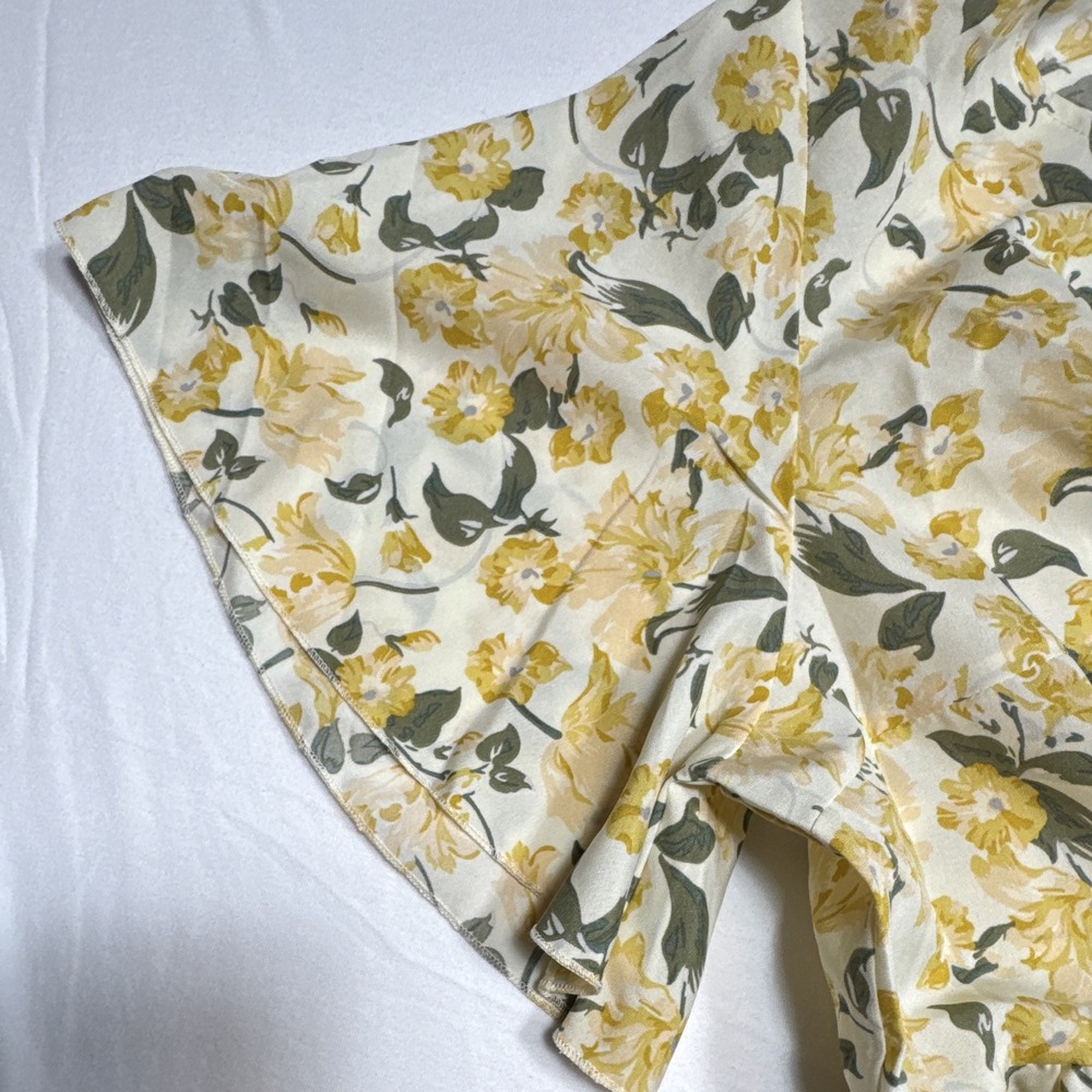 SHEIN CURVE Women's 1XL Cream/Yellow/Green Floral A-Line V-Neck Flutter Dress - Picture 4 of 11